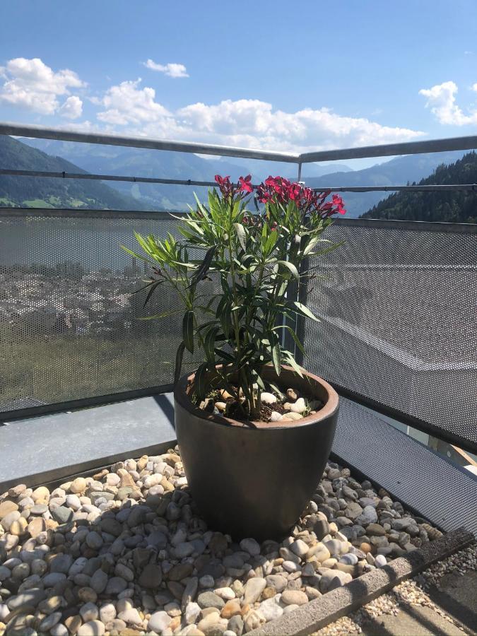 Penthouse Sonnberg Lägenhet Zell am See Exteriör bild