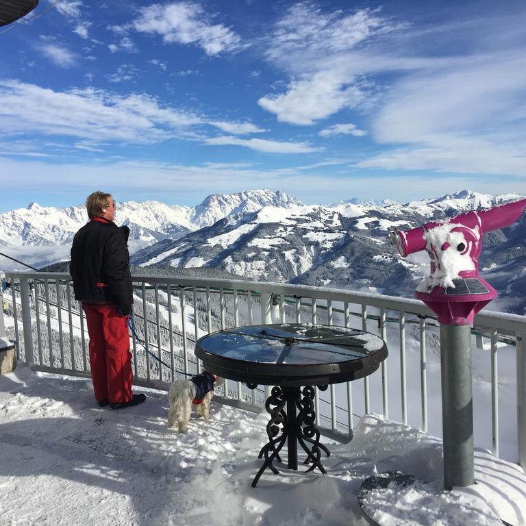 Penthouse Sonnberg Lägenhet Zell am See Exteriör bild